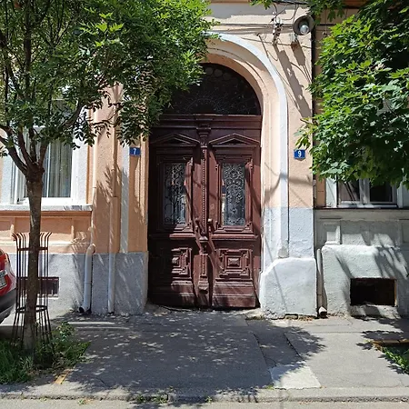Zemun Central Exterior photo